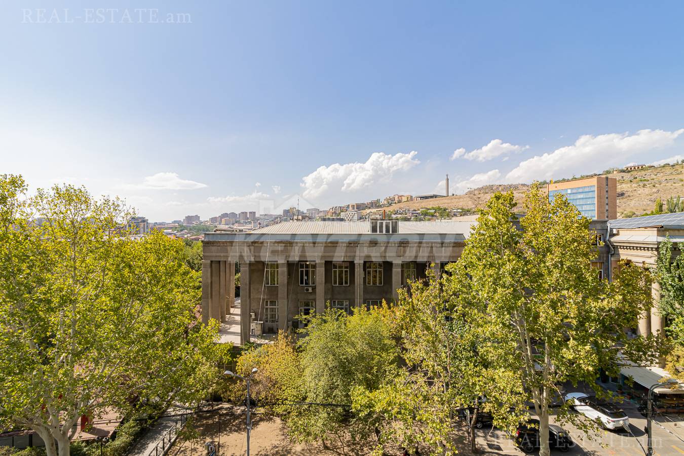 5 սենյականոց բնակարան  Տերյան փող, Կենտրոն Երևան, 139226