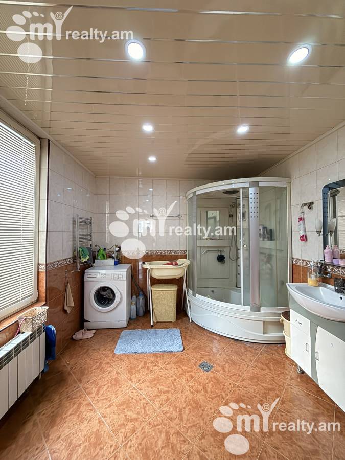 Купить дом Дрои ул., Канакер-Зейтун Ереван, 158031