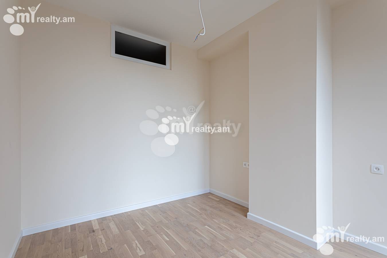 4 bedroom apartment for sale خیابان وراساکان, عربگیر ایروان, 156804