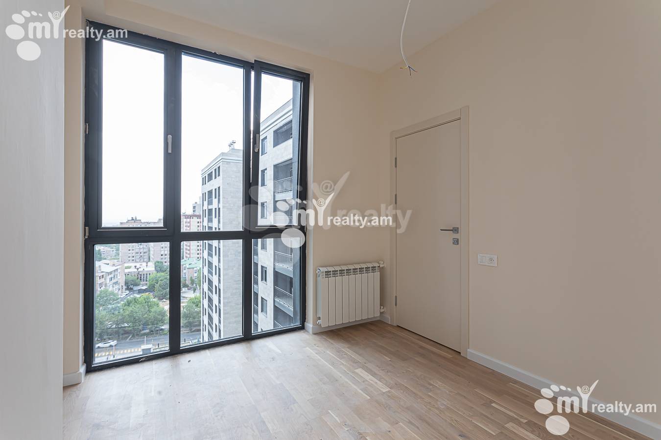 4 bedroom apartment for sale خیابان وراساکان, عربگیر ایروان, 156804