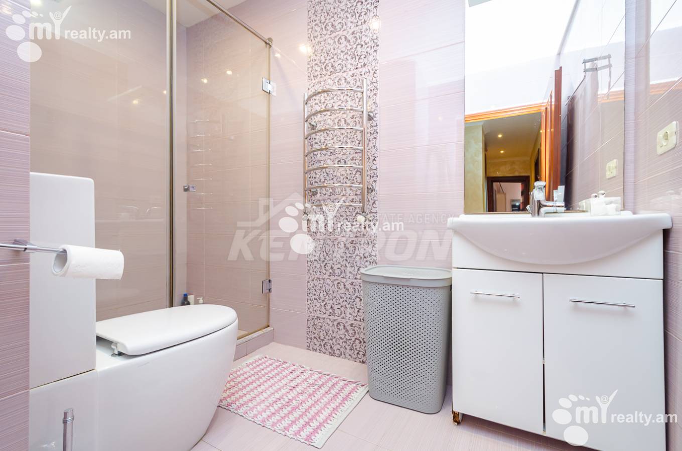 4 bedroom apartment for sale خیابان ماشتوتس, مرکز شهر ایروان, 151752