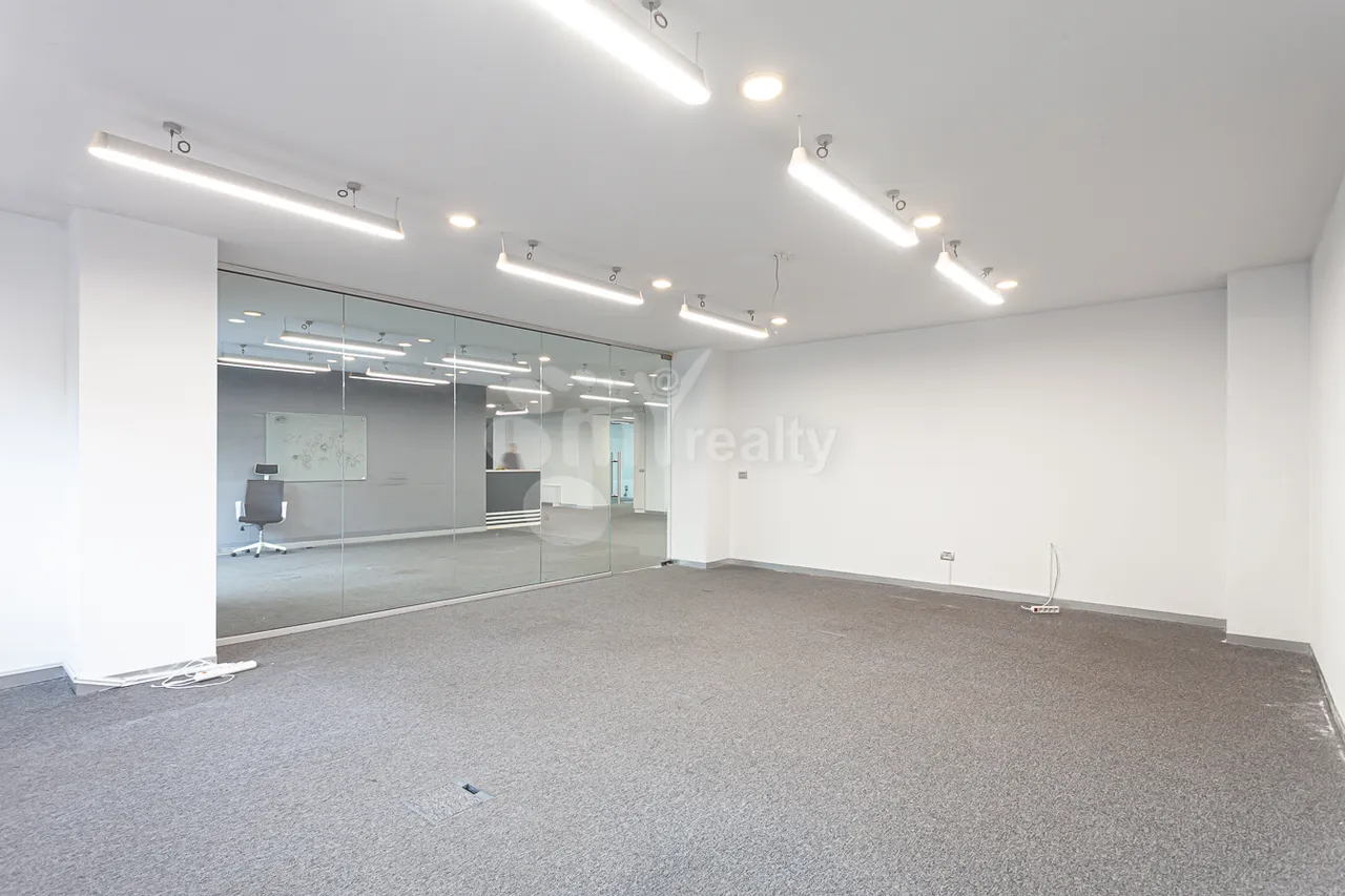 Commercial property for rent Leo St, Center Yerevan, 161973