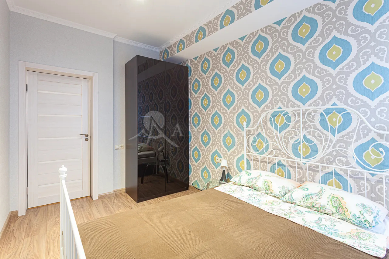 3 bedroom apartment for rent Teryan St, Center Yerevan, 158702