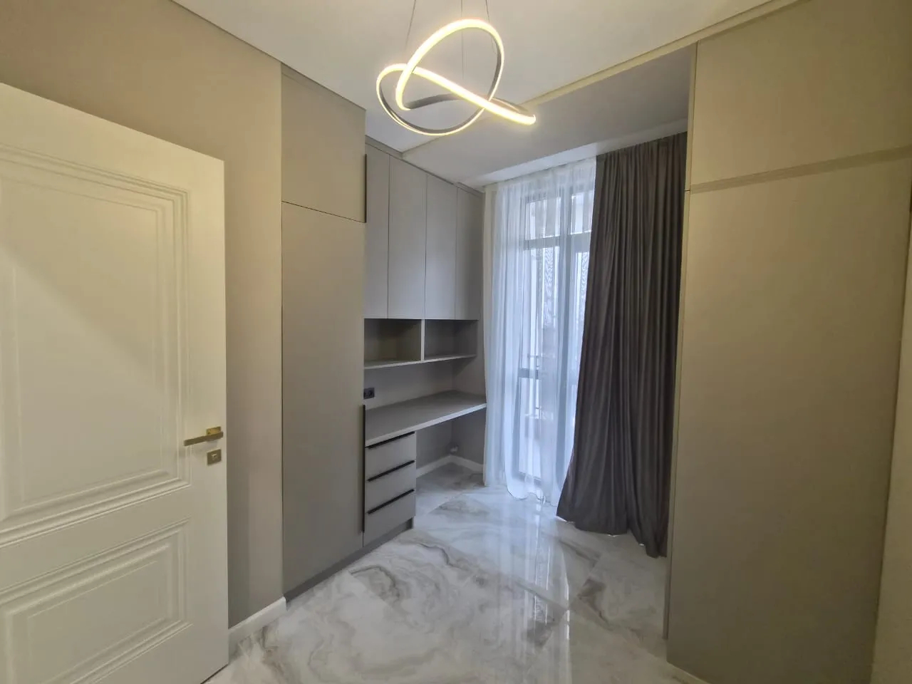 2 bedroom apartment for sale خیابان آرشاکونیاک, مرکز شهر ایروان, 158604