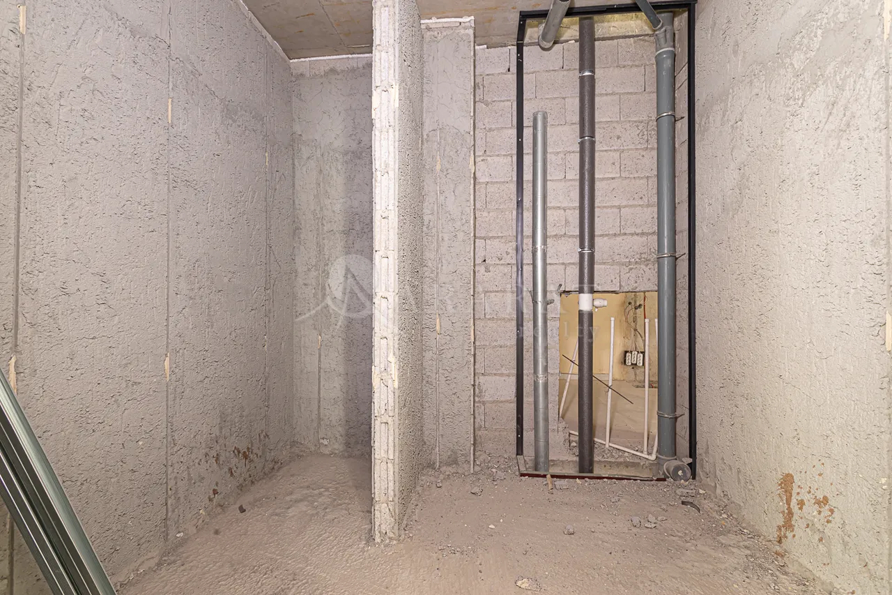 3 bedroom apartment for sale Griboedov St, Arabkir Yerevan, 159226