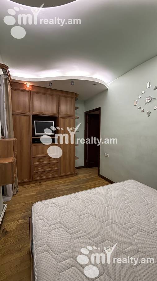 Купить 4 комнатную квартиру Ахбюр Сероб ул, Арабкир Ереван, 159034