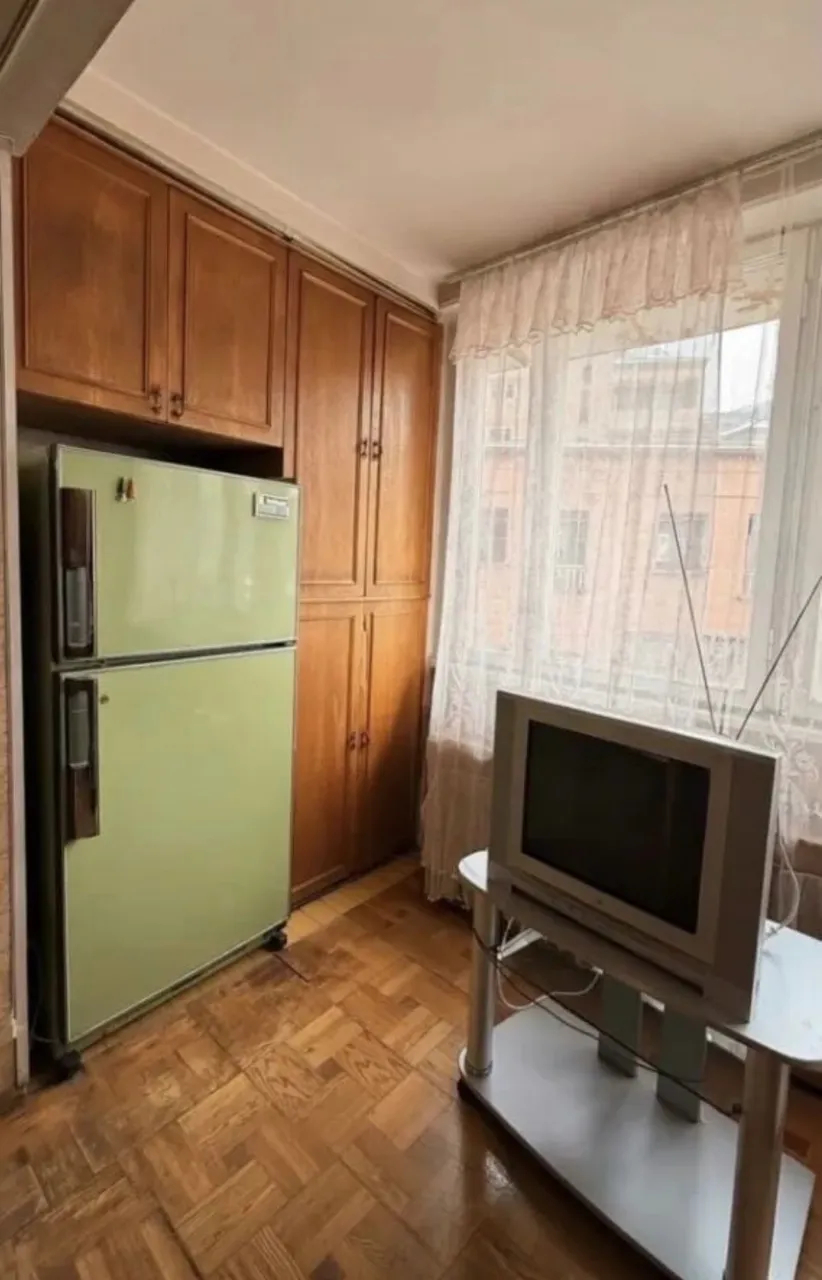 3 bedroom apartment for sale Heratsi St, Center Yerevan, 160333