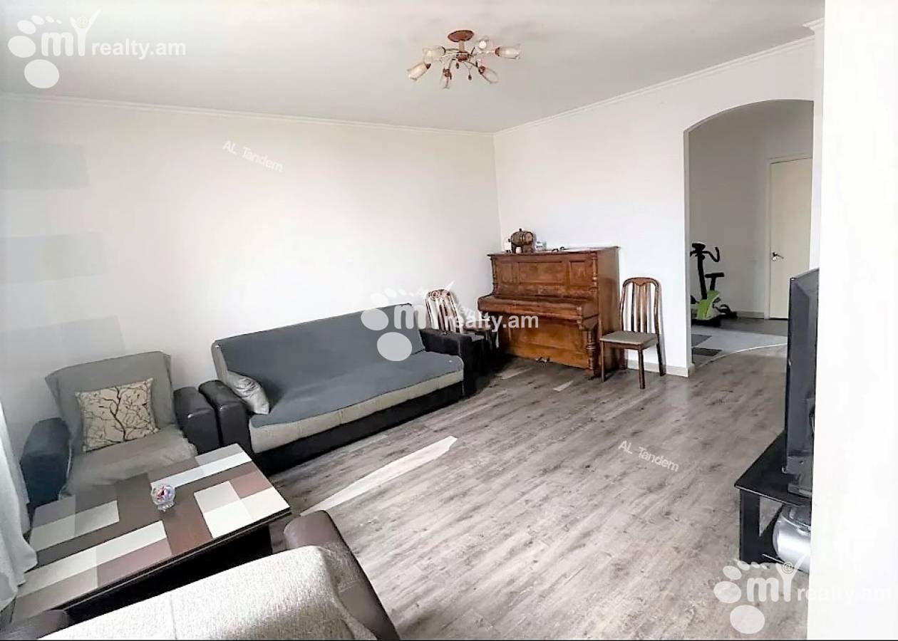 3 bedroom apartment for sale خیابان هامباردزومیان, عربگیر ایروان, 124912
