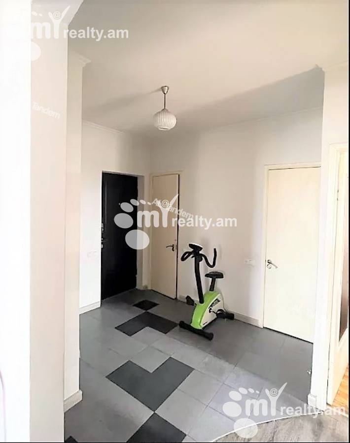 3 bedroom apartment for sale خیابان هامباردزومیان, عربگیر ایروان, 124912
