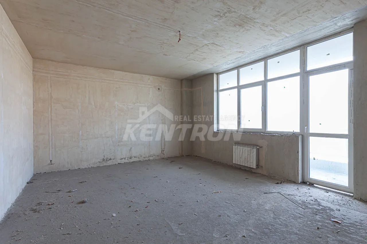 3 սենյականոց բնակարան  Ռոստոմի փող, Կենտրոն Երևան, 157234