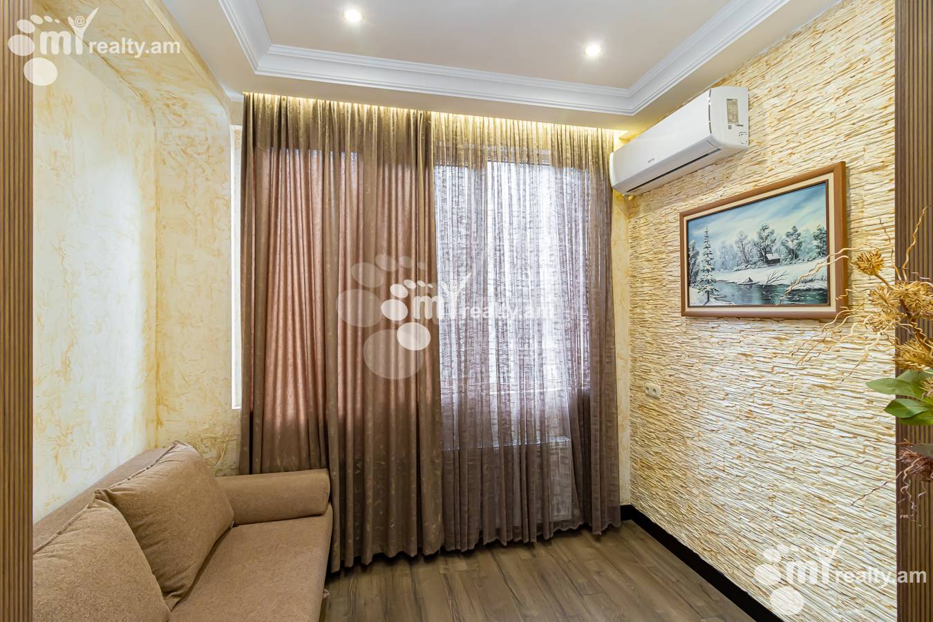 2 սենյականոց բնակարան  Վ.Փափազյան փող, Արաբկիր Երևան, 153920