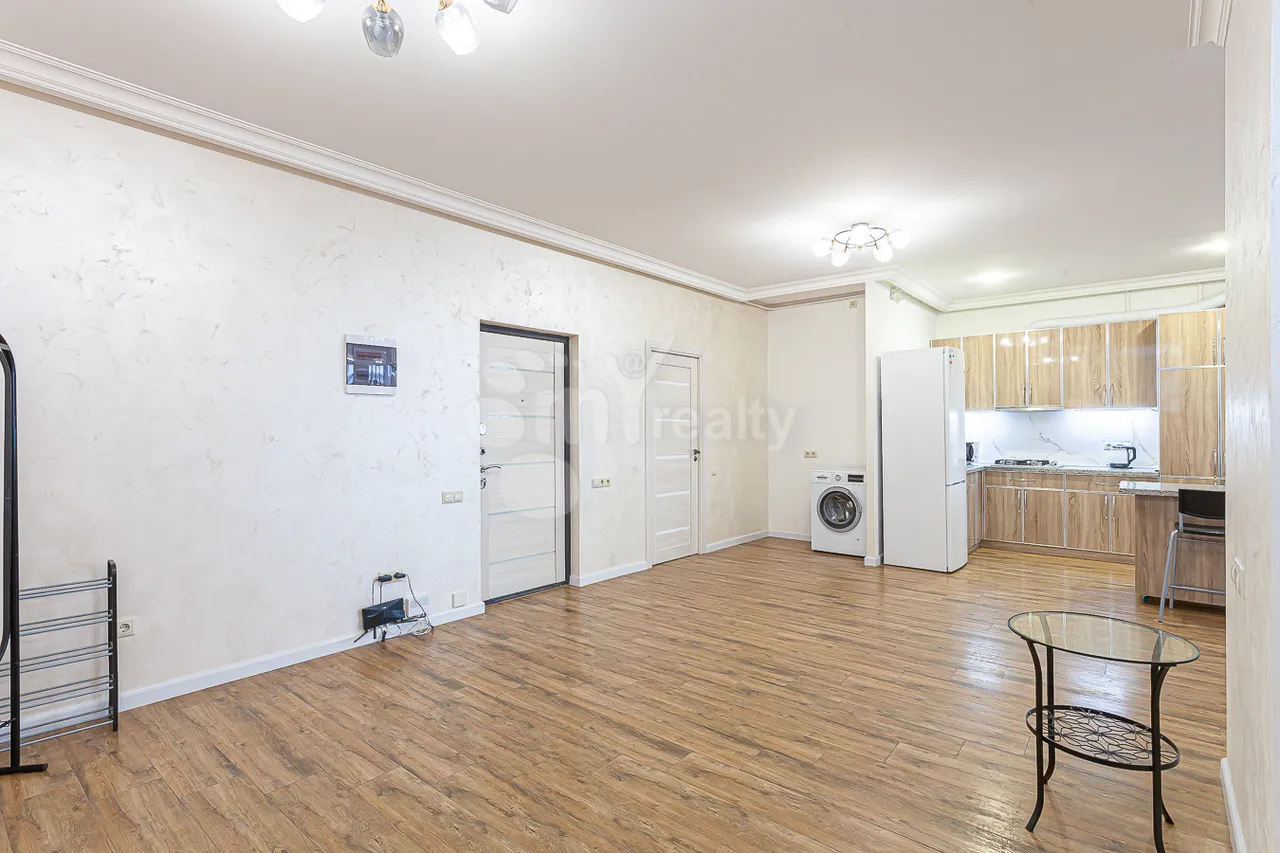 3 bedroom apartment for rent Teryan St, Center Yerevan, 158703