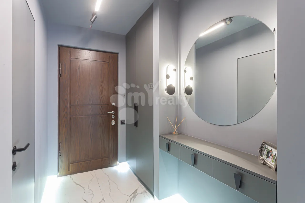 3 սենյականոց բնակարան  Անտառային փող, Կենտրոն Երևան, 160198