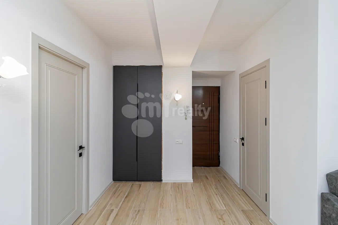 3 bedroom apartment for sale خیابان گولبِنکیان, عربگیر ایروان, 160009