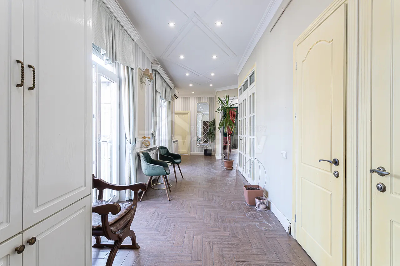 4 bedroom apartment for rent Pushkin St, Center Yerevan, 158793