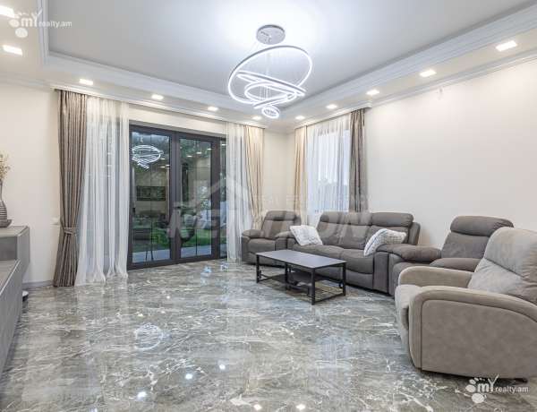 arandznatun-vacharq-Yerevan-Nor-Nork