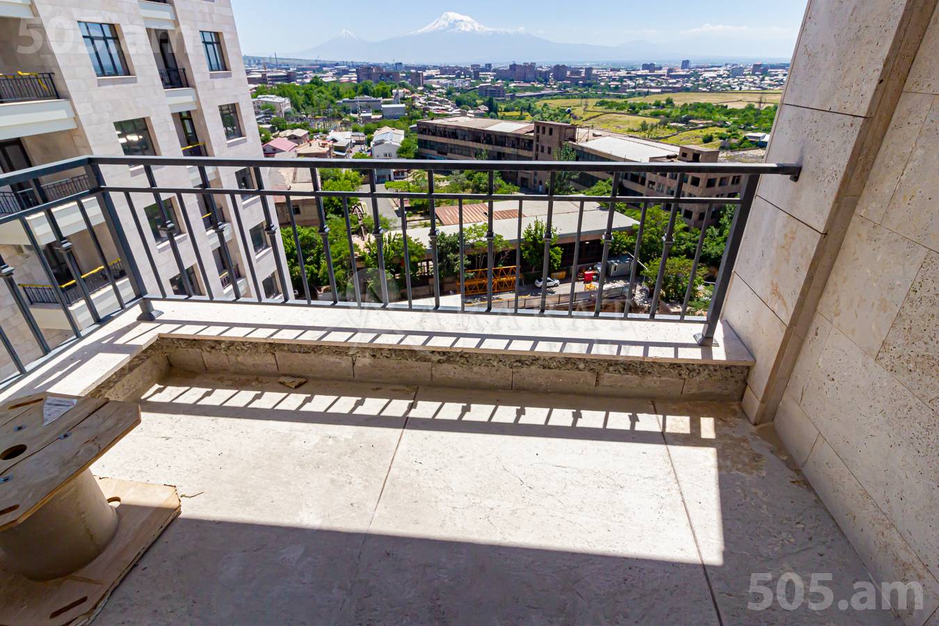 2 bedroom apartment for sale خیابان آرشاکونیاک, مرکز شهر ایروان, 151158