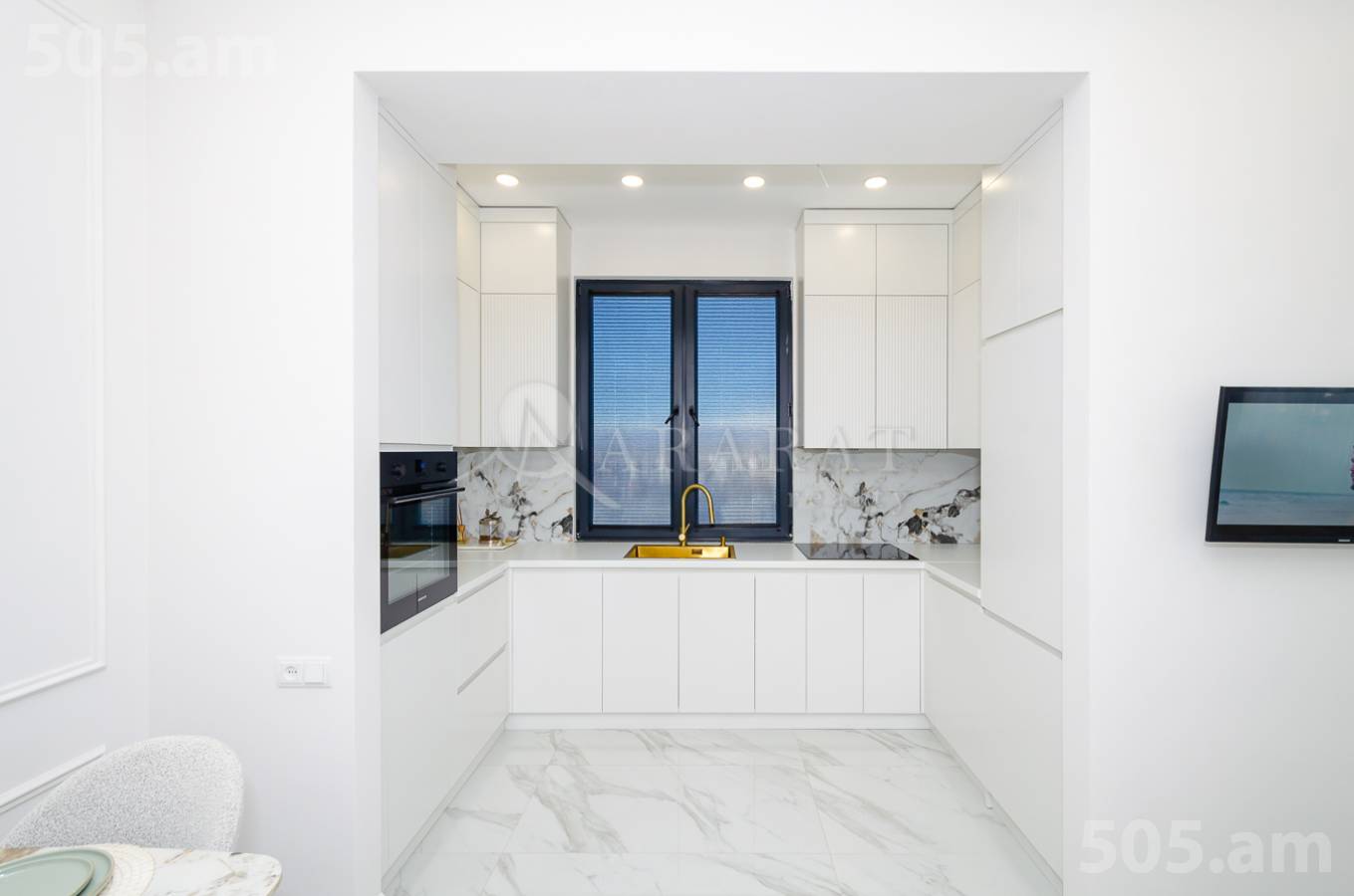 3 bedroom apartment for sale خیابان آرخوتیان, عربگیر ایروان, 149085