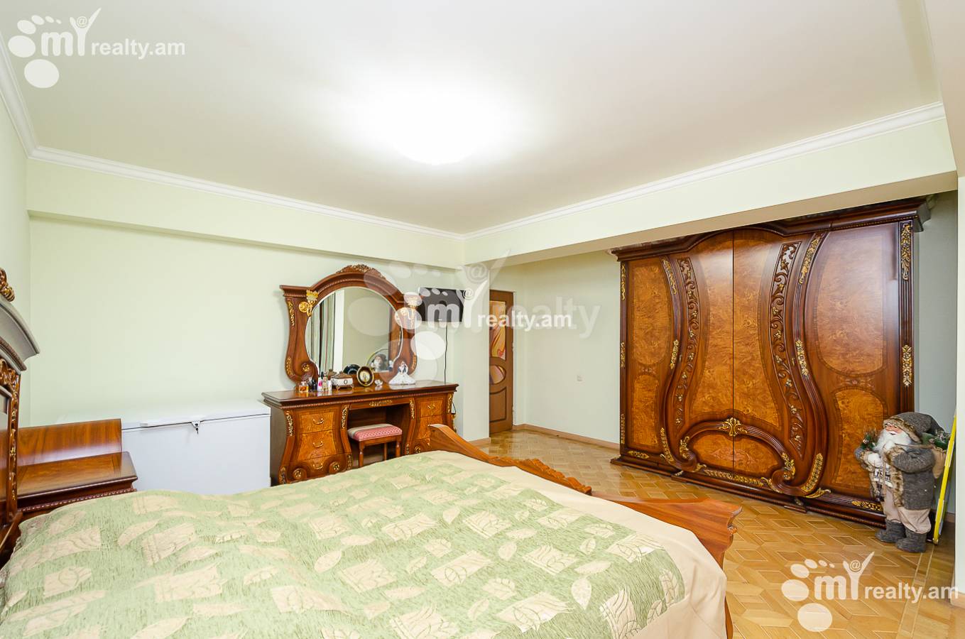 4 սենյականոց բնակարան  Օրբելի Եղբայրների փող, Արաբկիր Երևան, 144354