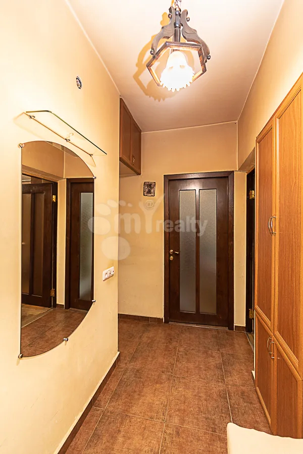3 bedroom apartment for sale خیابان واهر. پاپازیان, عربگیر ایروان, 158561