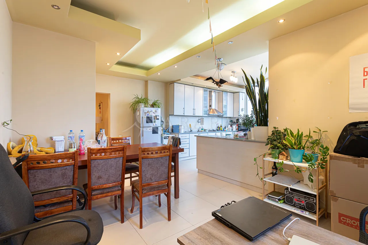 4 bedroom apartment for sale A. Avetisyan St, Arabkir Yerevan, 159611