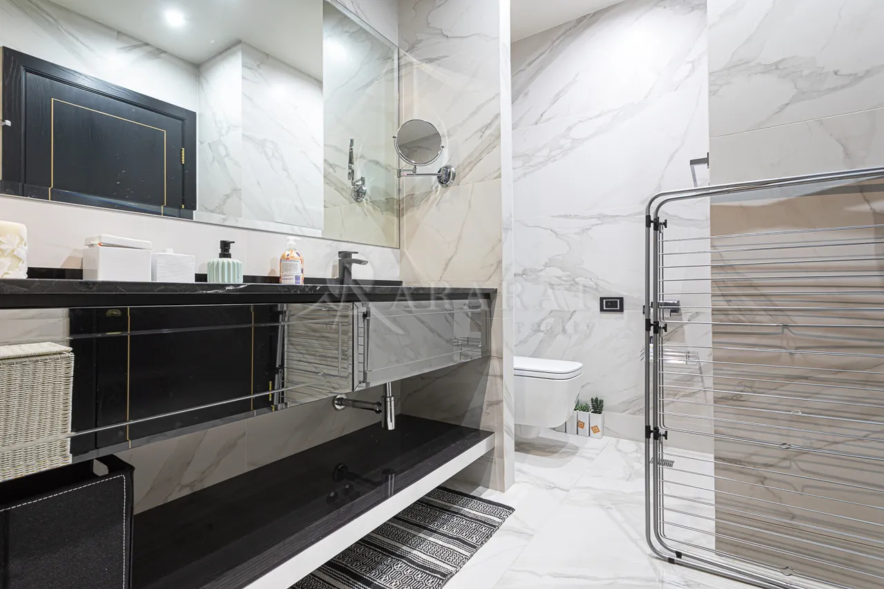 2 bedroom apartment for rent Buzand St, Center Yerevan, 158185