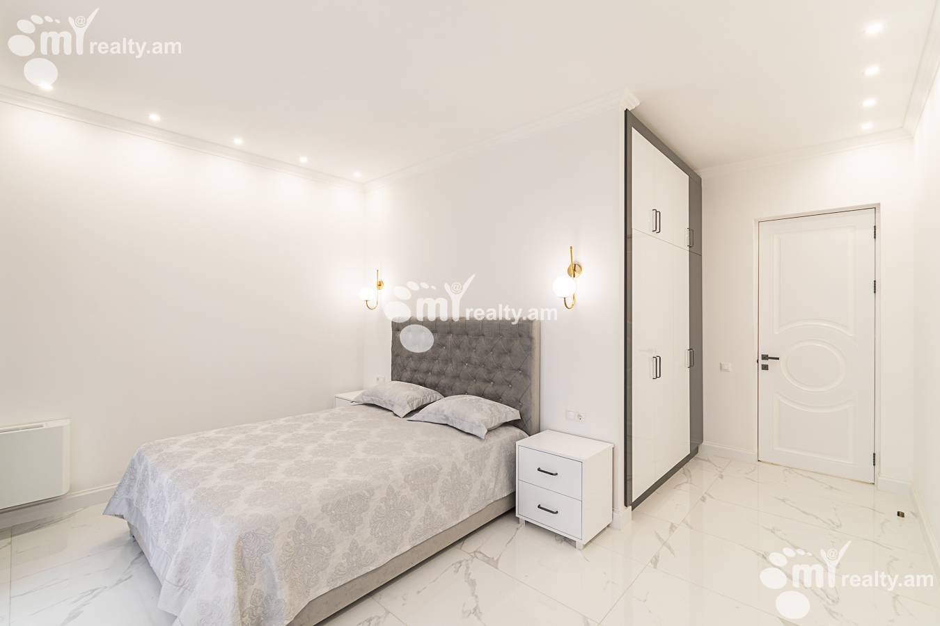 Купить 5 комнатную квартиру Сасна Црер ул., Давташен Ереван, 143122