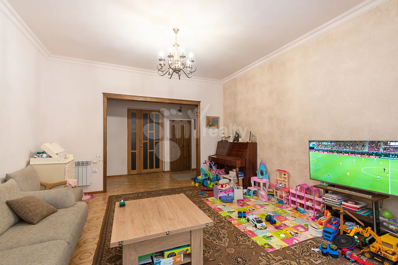 3 bedroom apartment for sale Baghramyan av(Arabkir), Arabkir Yerevan, 160880