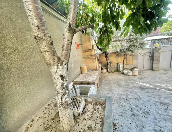 arandznatun-vacharq-Yerevan-Arabkir