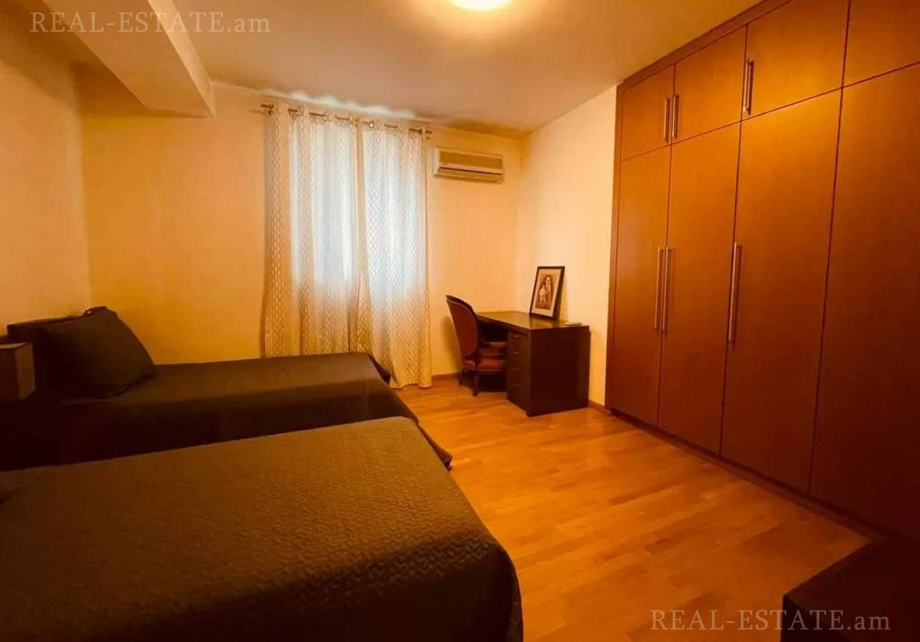 Купить 3 комнатную квартиру Амирян ул, Центр Ереван, 139700