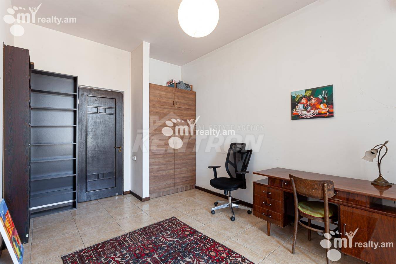 3 սենյականոց բնակարան  Ռոստոմի փող, Կենտրոն Երևան, 154973