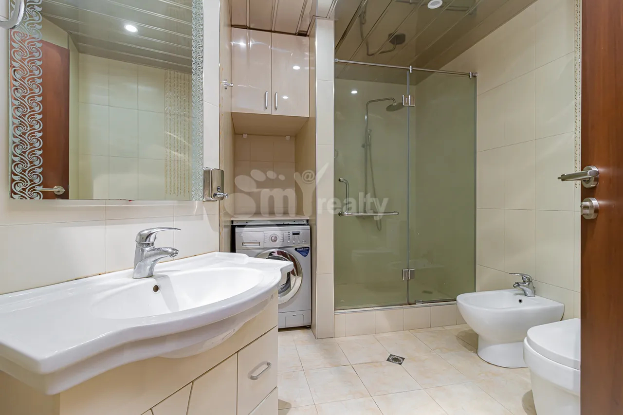 3 bedroom apartment for sale خیابان آرام, مرکز شهر ایروان, 161232