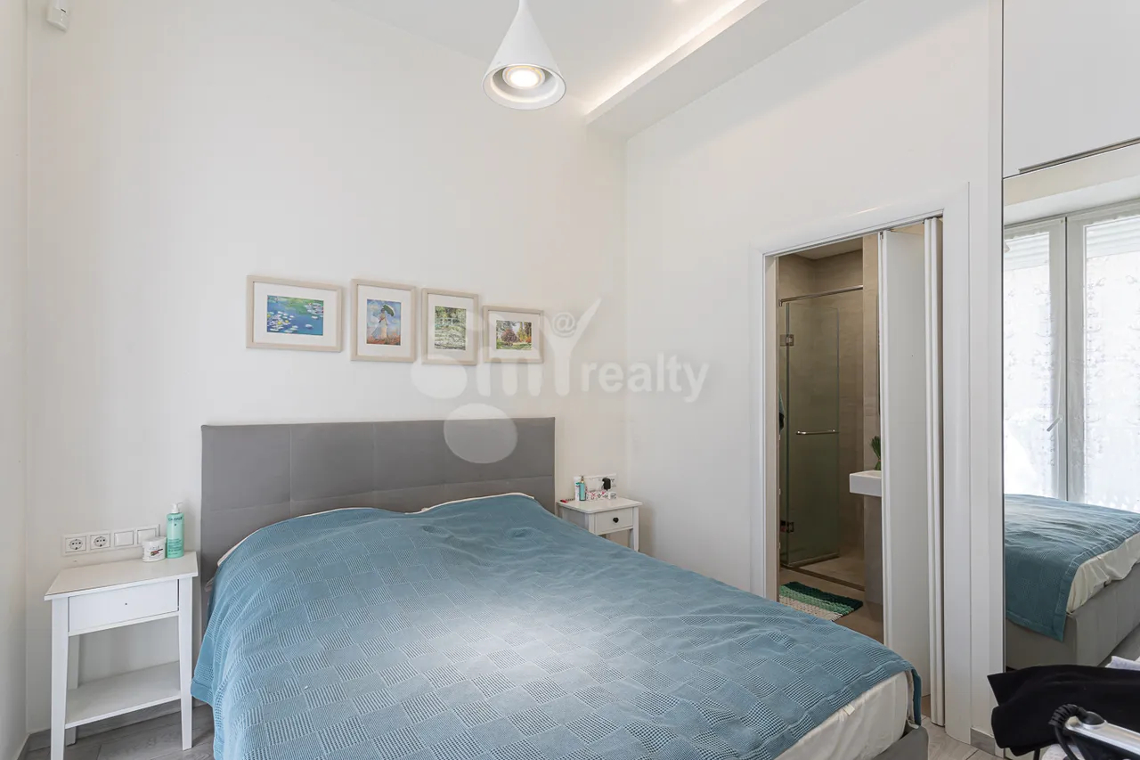 3 bedroom apartment for sale Teryan St, Center Yerevan, 160084