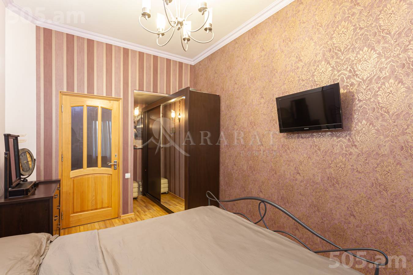 4 bedroom apartment for sale Mamikoniants St, Arabkir Yerevan, 151590