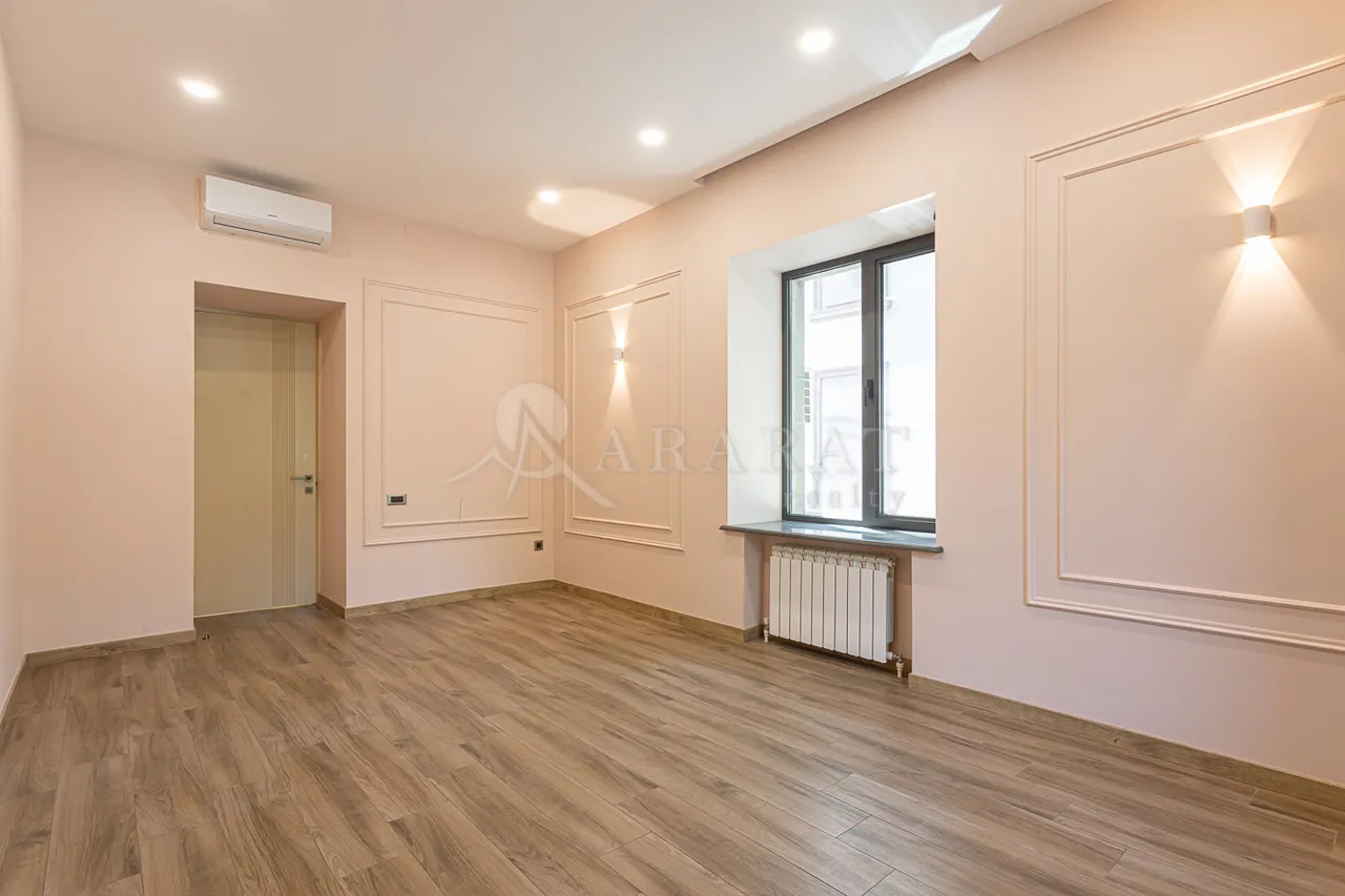 Commercial property for rent Mashtots Ave, Center Yerevan, 158866