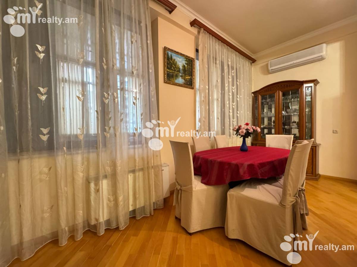 4 bedroom apartment for sale Yekmalyan St, Center Yerevan, 160657