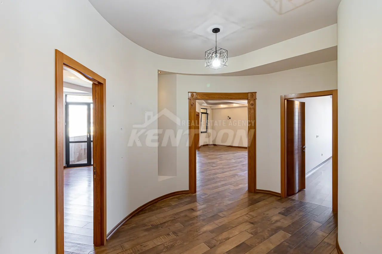 4 bedroom apartment for sale خیابان د. دِمیرچیان, مرکز شهر ایروان, 157680