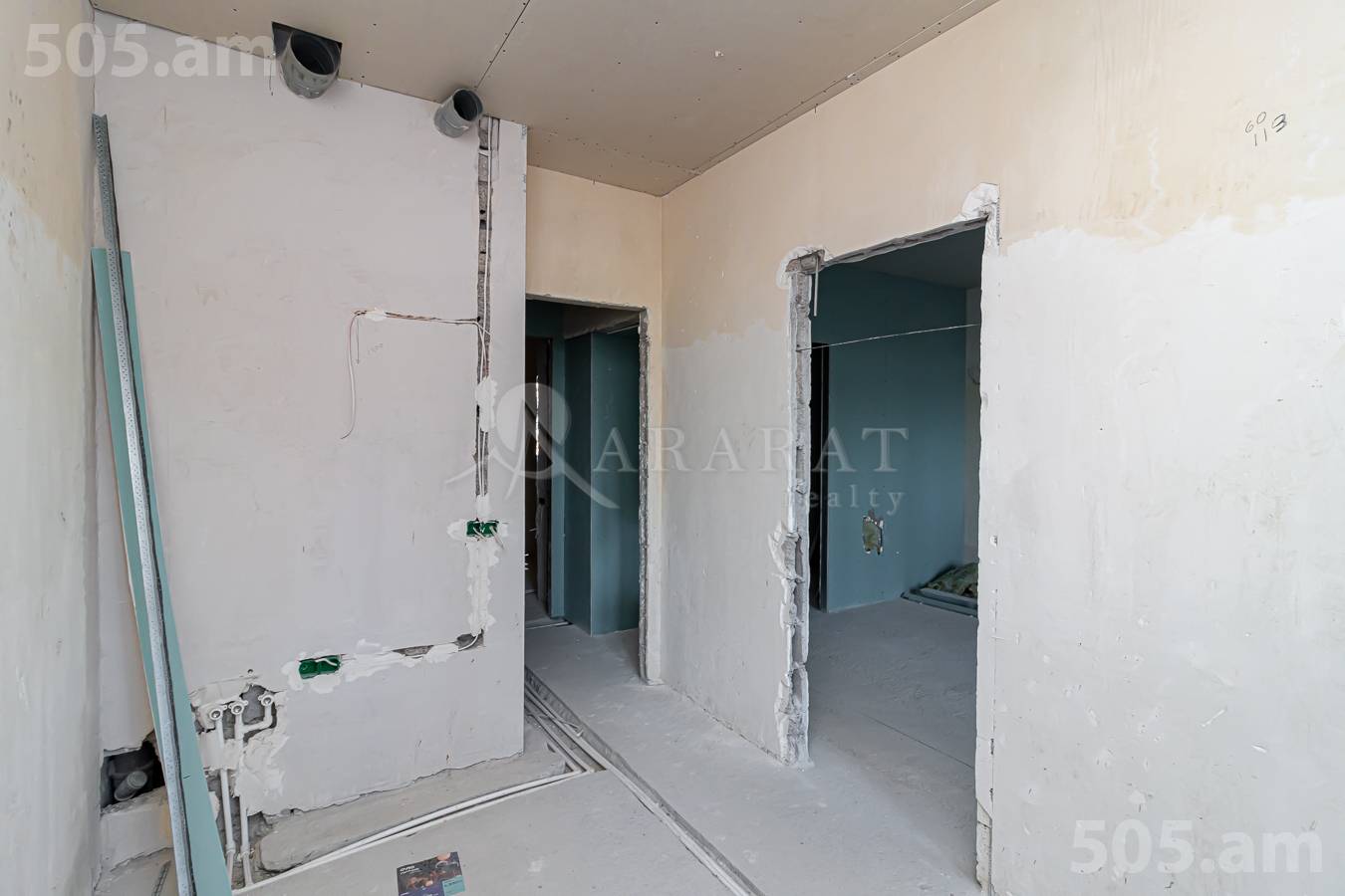 3 bedroom apartment for sale خیابان آرشاکونیاک, مرکز شهر ایروان, 153910