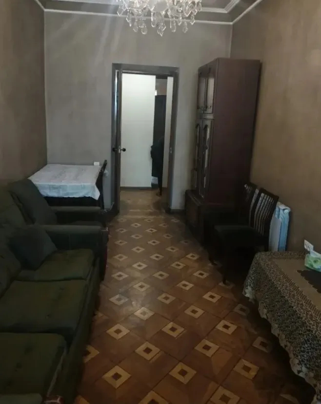 Купить 2 комнатную квартиру Паронян ул, Центр Ереван, 160779