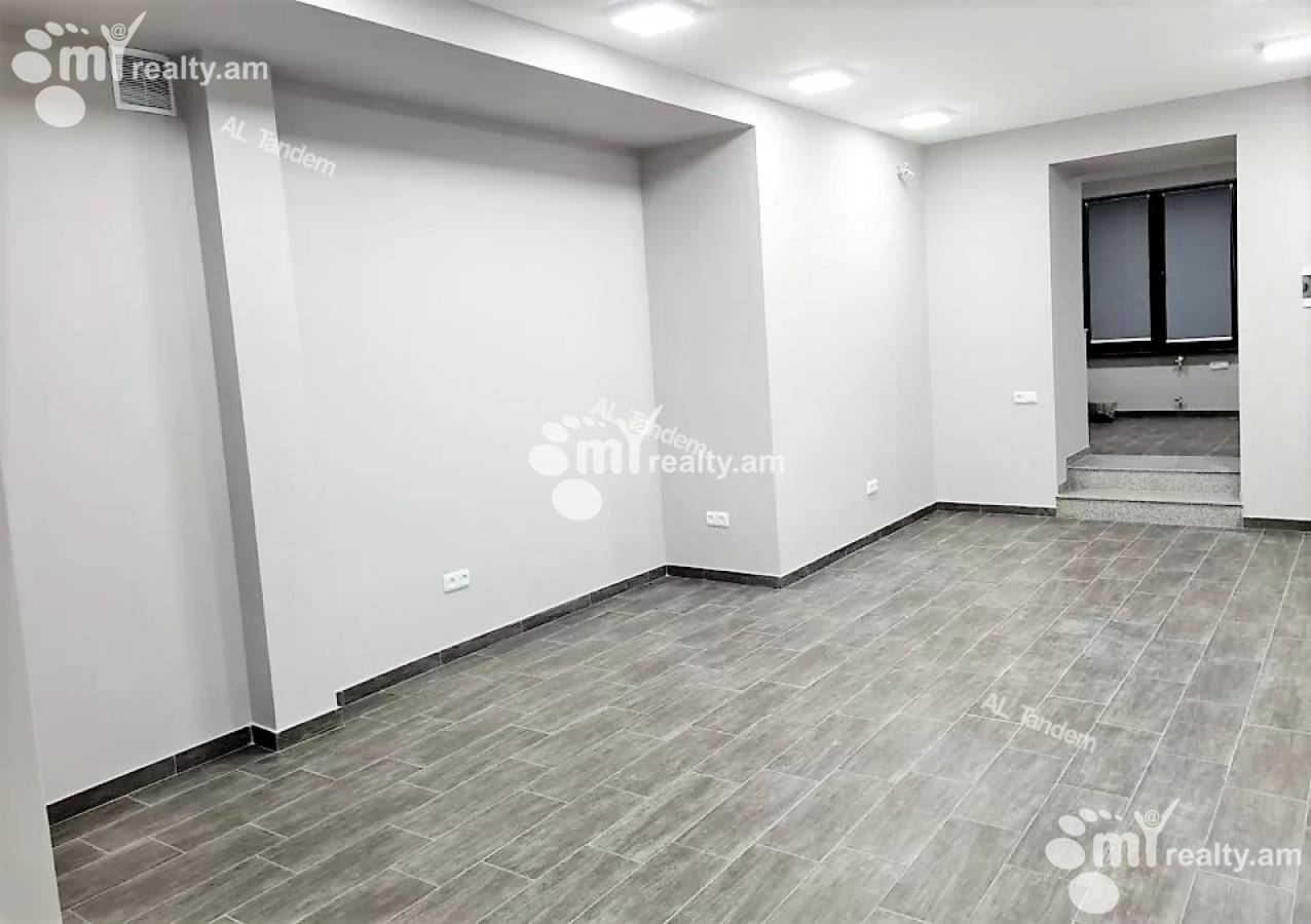 Commercial property for rent Mashtots Ave, Center Yerevan, 140295