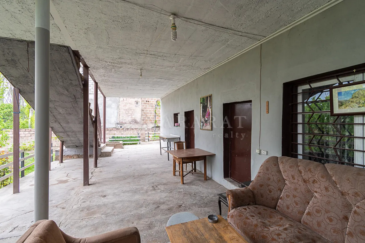House for sale Zovuni dis, زوونی کوتایک, 160369