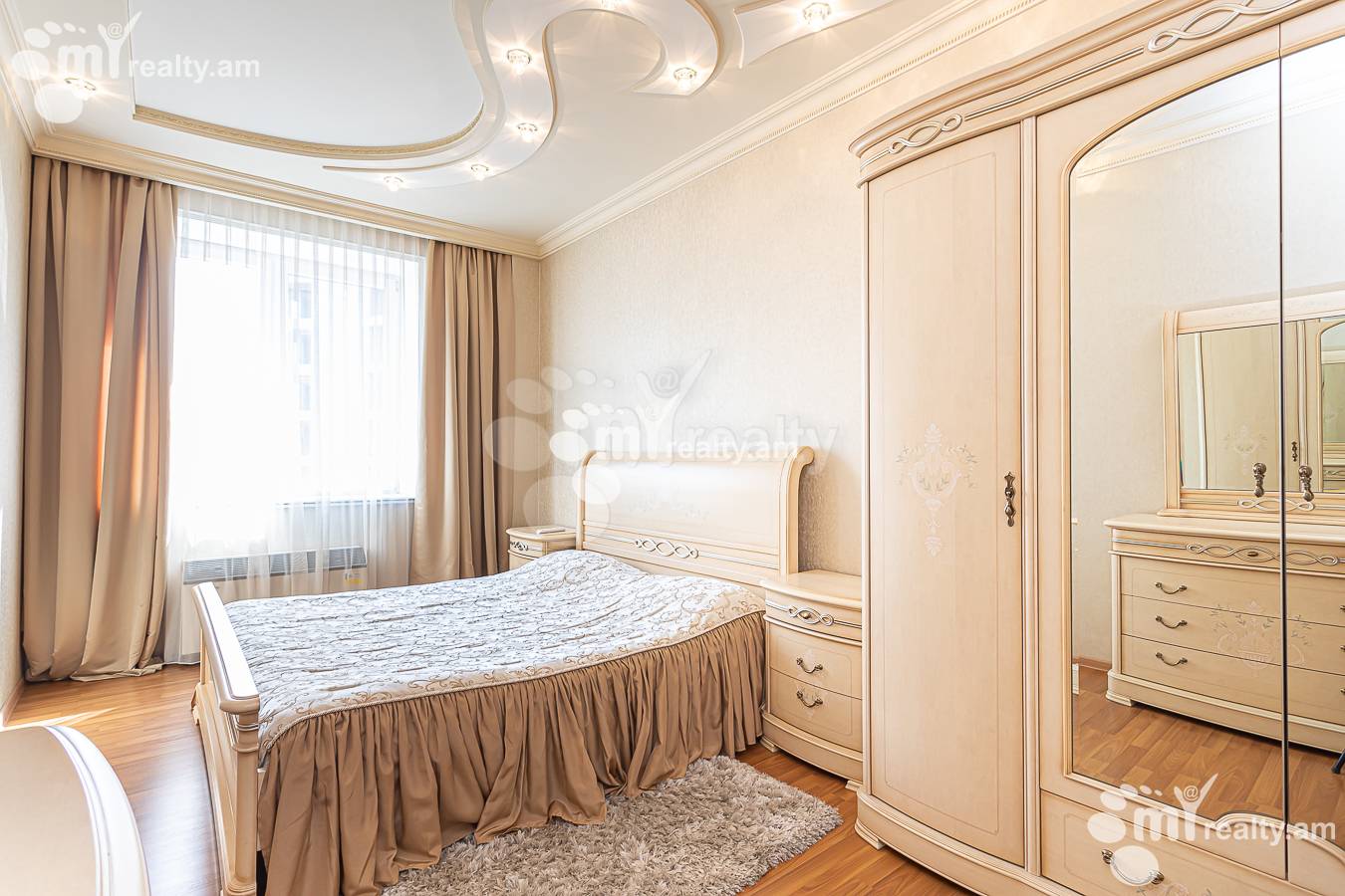 Снять 4 комнатную квартиру Северный пр, Центр Ереван, 156885