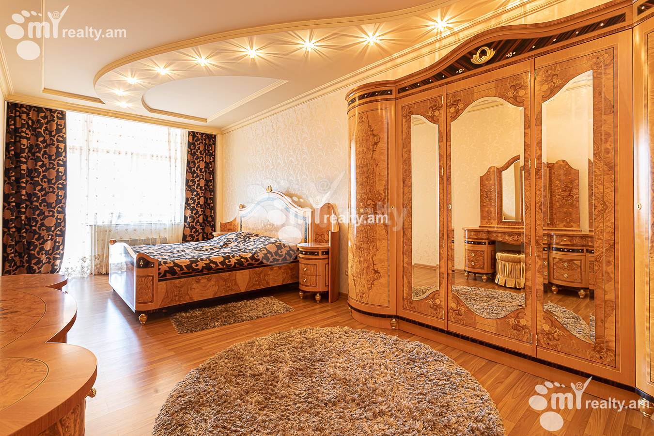 Снять 4 комнатную квартиру Северный пр, Центр Ереван, 156885