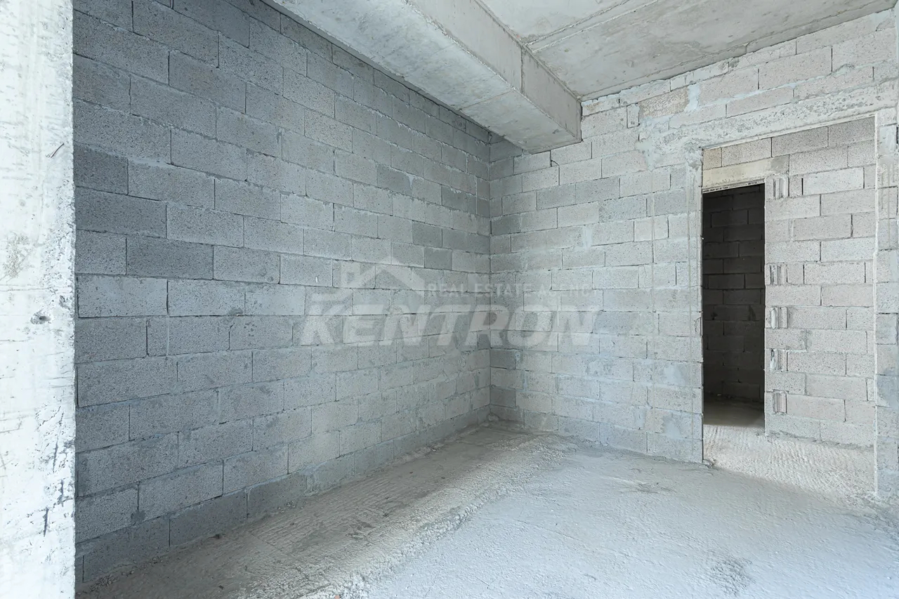 4 bedroom apartment for sale خیابان لئو, مرکز شهر ایروان, 157438