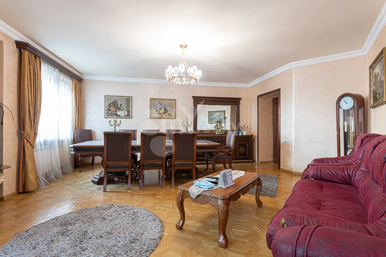 2 սենյականոց բնակարան  Տիգրան Մեծի պող, Կենտրոն Երևան, 157567