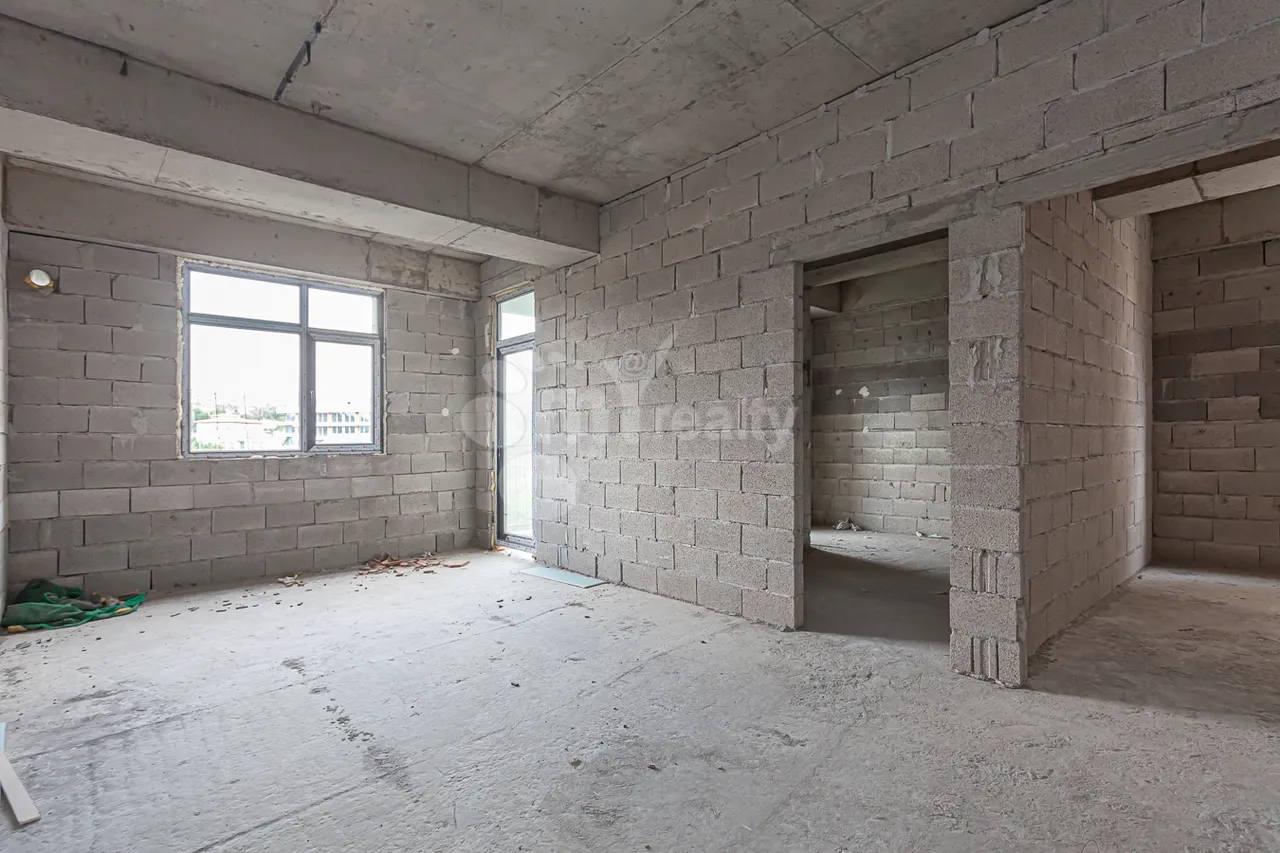 3 bedroom apartment for sale Antarayin St, Center Yerevan, 157910