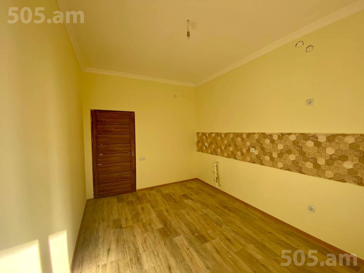 4 bedroom apartment for sale M․ Melqonyan str, Center Yerevan, 152770