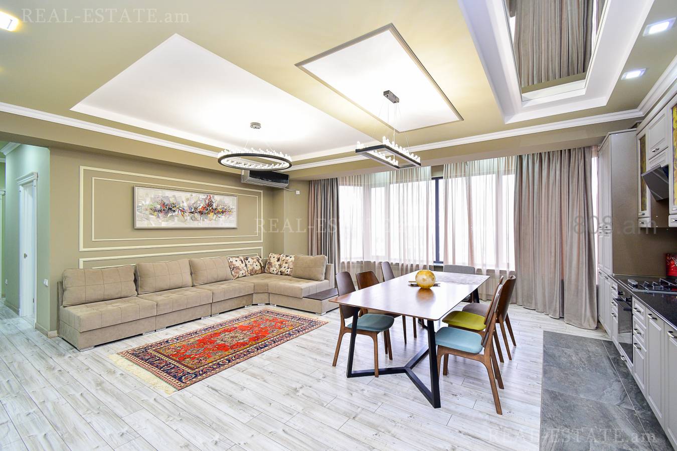 Купить 4 комнатную квартиру Лер. Камсар ул, Центр Ереван, 127317