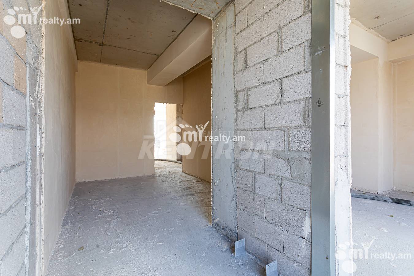 Купить 4 комнатную квартиру Севкареци Сако ул, Арабкир Ереван, 157061