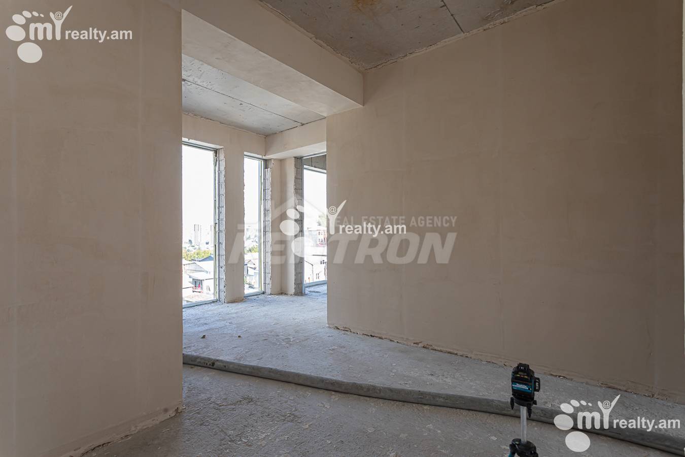 Купить 4 комнатную квартиру Севкареци Сако ул, Арабкир Ереван, 157061